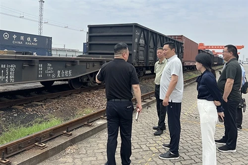 새로운 국제 물류 채널 탐색|JMJD, Wuxi West Railway Station에 대한 물류 조사 방문 실시